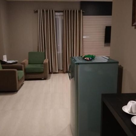 Hotel Olive Tangerang Pokój zdjęcie