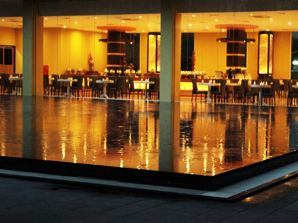 Hotel Olive Tangerang Zewnętrze zdjęcie